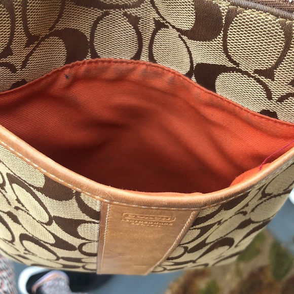 Coach crossbody - Picture 6 of 7